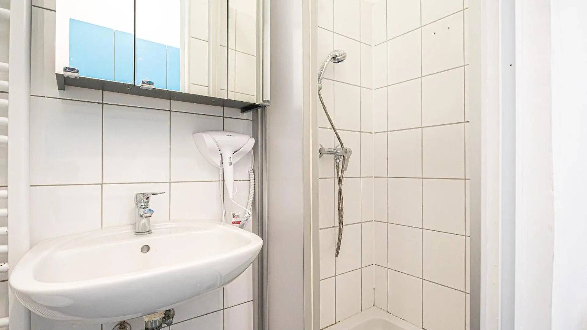 Breathtaking 2Br Apt Modern Design/Near Schoennbrunn Vienna Apartment