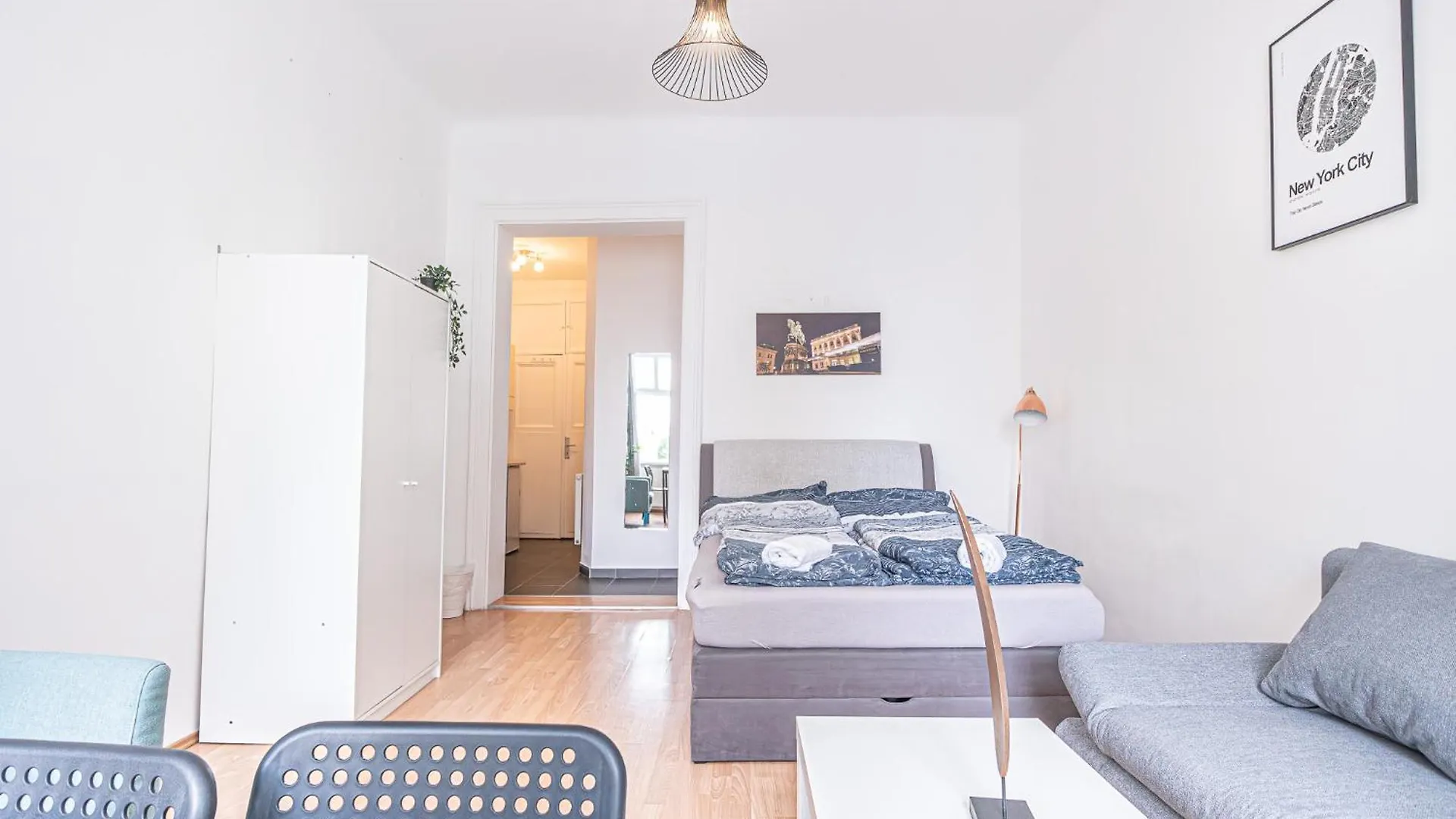 Apartment Breathtaking 2Br Apt Modern Design/Near Schoennbrunn Vienna Austria