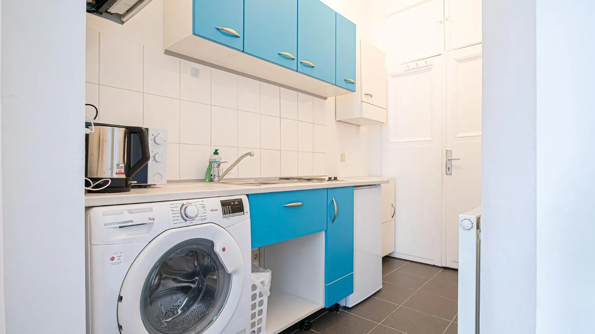 Breathtaking 2Br Apt Modern Design/Near Schoennbrunn Vienna