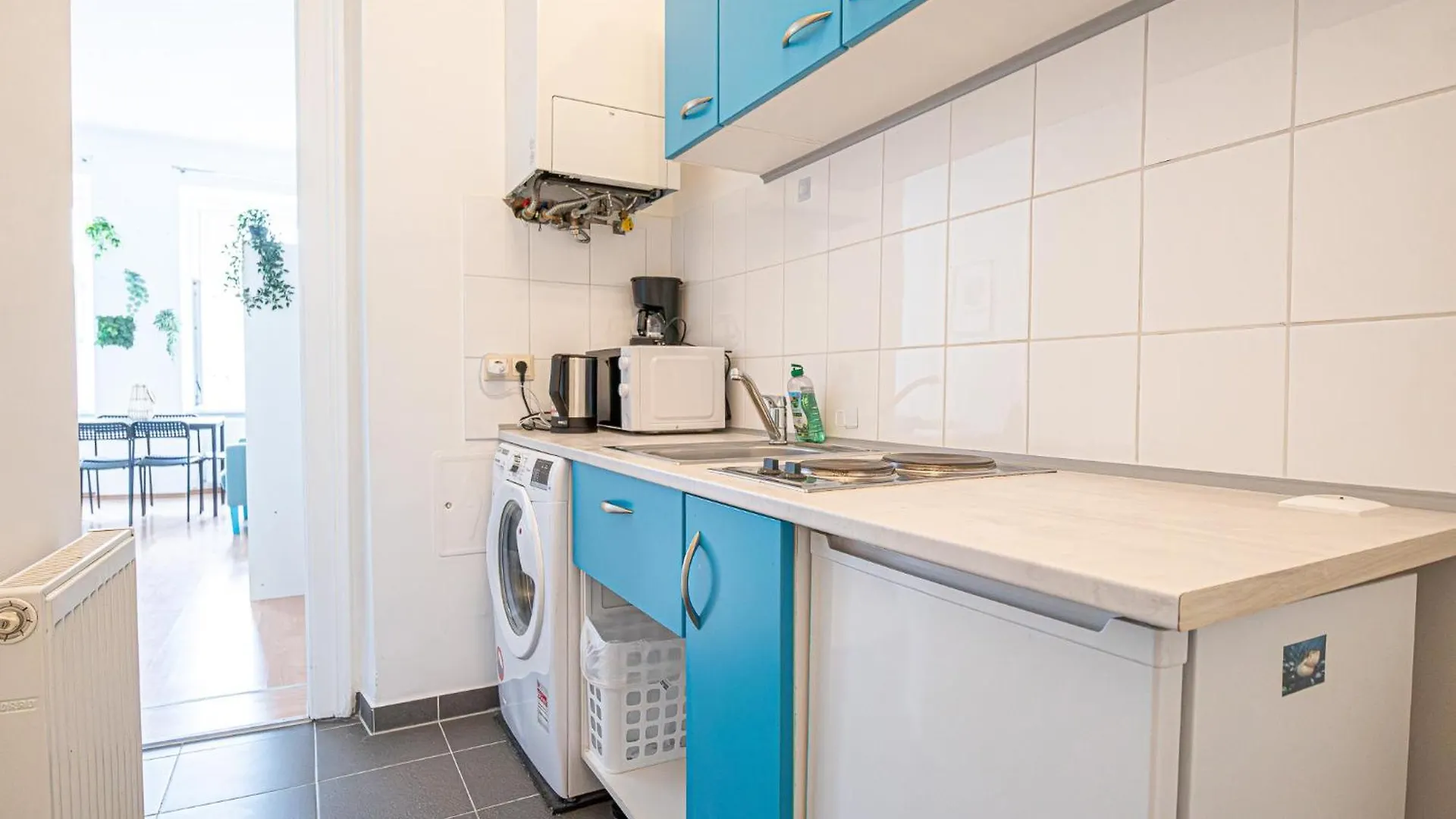 Breathtaking 2Br Apt Modern Design/Near Schoennbrunn Vienna 0*,  Austria